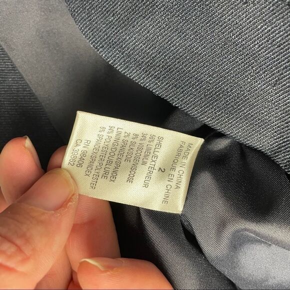 Theory Claude Cropped Linen Silk Jacket - Picture 9 of 9